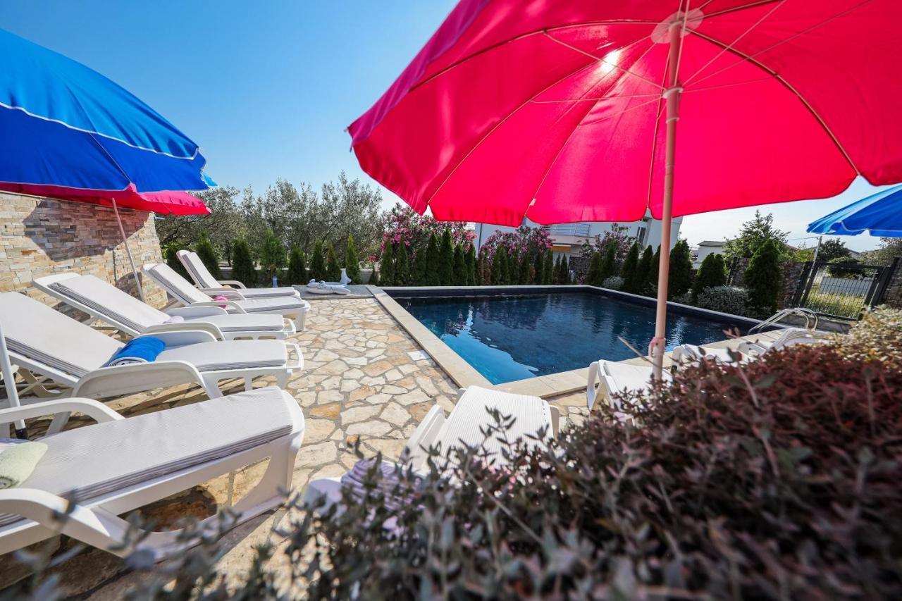 Luton Apartment Zadar Kozino Heating Pool & Jacuzzi المظهر الخارجي الصورة